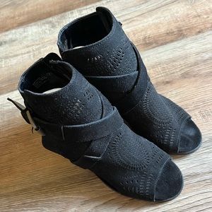 Women’s Naughty Monkey Heeled Ankle Boots